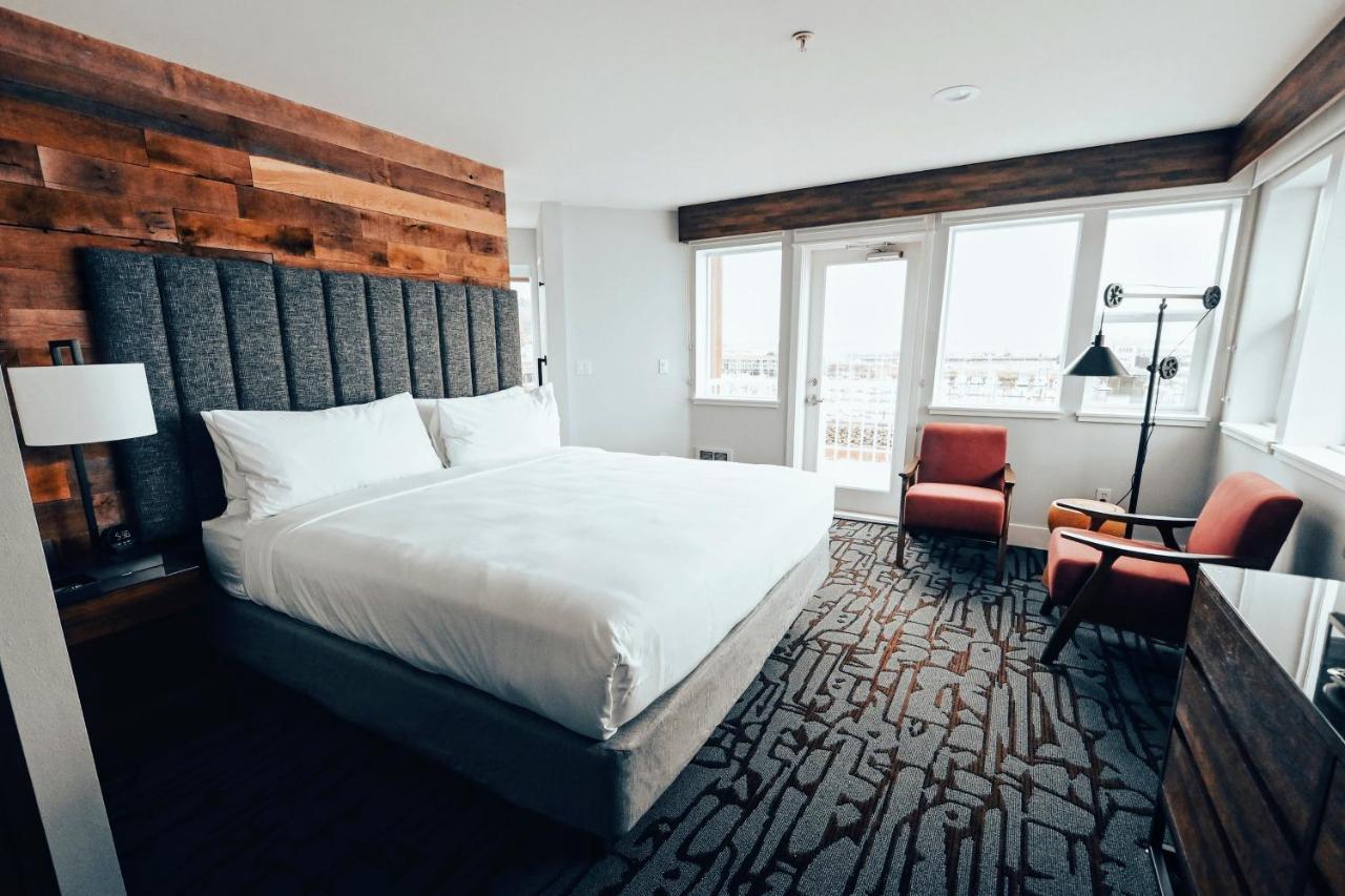 Cannery Pier & Hotel Astoria